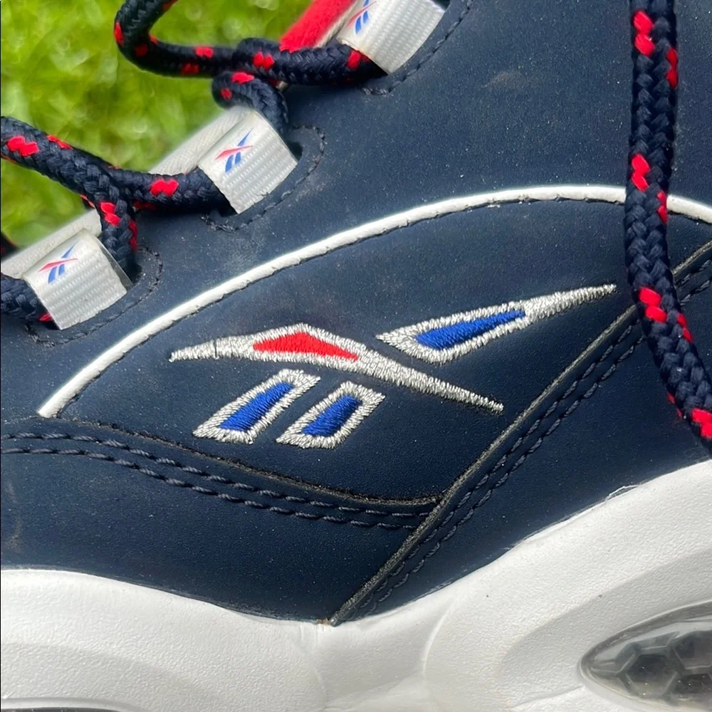 Reebok Question Mid USA Size 11.5 Navy and Red Athletic Sneakers - Picture 2 of 9